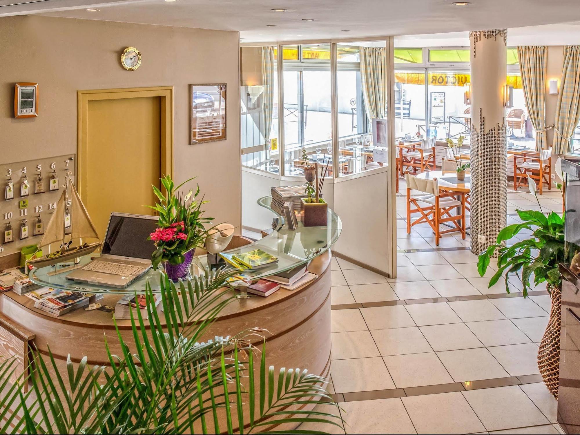 Acadie Saint Victor - Hotel Restaurant - Face Mer - Chatelaillon Plage Exterior foto
